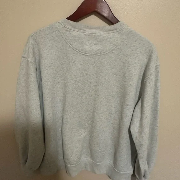 Abercrombie and Fitch Gray Crewneck Sweatshirt with Coastal, Preppy, Sporty Vibe - Picture 3 of 3